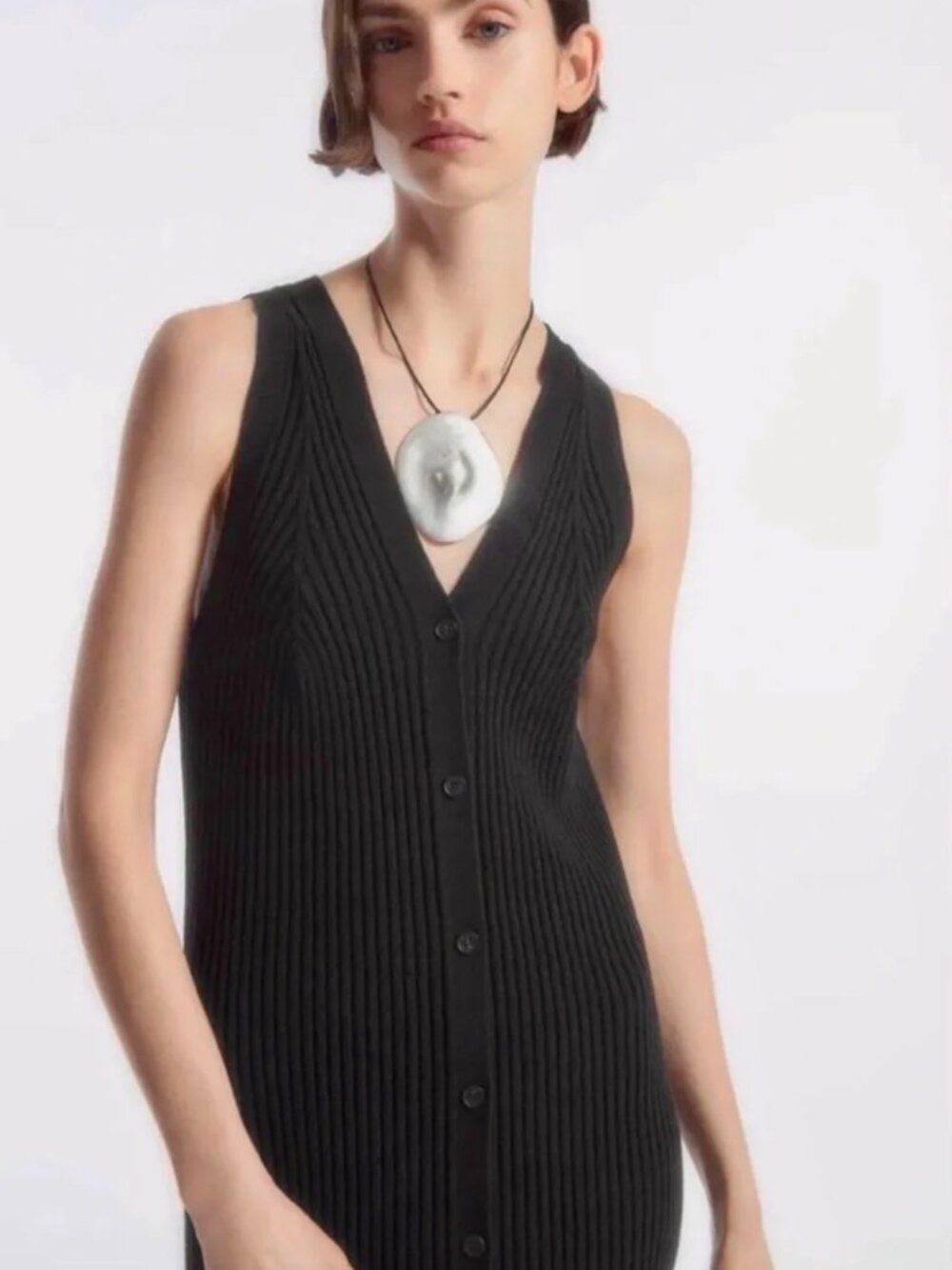 Buttoned Rib-Knit Maxi Dress - XS - Picture 3 of 7
